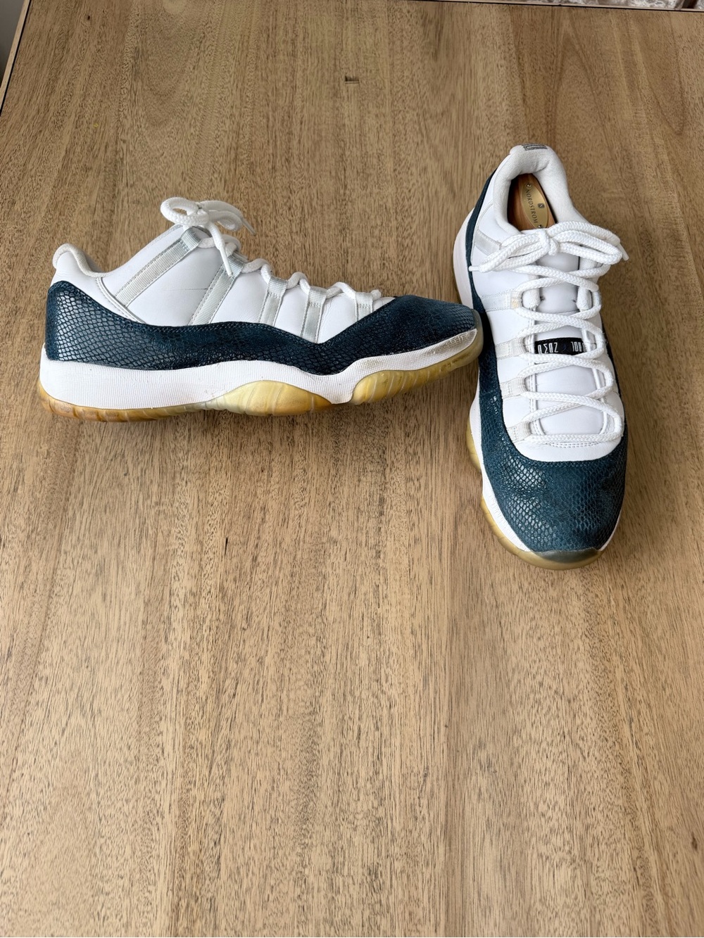 Air Jordan 11 Retro Low "Navy Snakeskin" (2019) mens 12 Pre Owned No Box